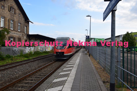 Maikammer/Kirrweiler Eisenbahn - Bahnhof - RB 53 Wagen 643 517 Siebeldingen