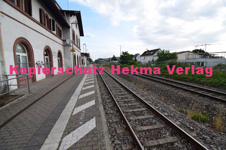 Maikammer/Kirrweiler Eisenbahn - Bahnhof - Bahnsteig