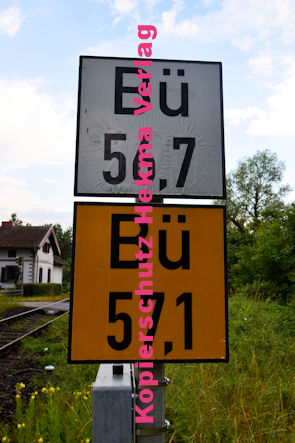 Neuburg am Rhein - Eisenbahn - Neuburg Bahnübergang - Bü 56,7 - Mittelgrundweg