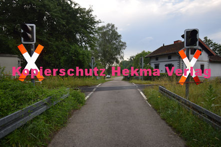 Neuburg am Rhein - Eisenbahn - Neuburg Bahnübergang - Bü 56,7 - Mittelgrundweg