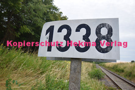Oberhausen (Pfalz) Eisenbahn - Oberhausen Bahnübergang 1338 - Friedhofstraße/Friedhof