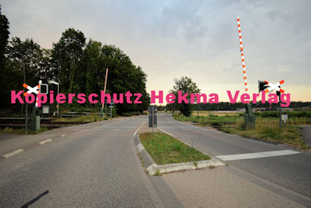 Rohrbach (Pfalz) Eisenbahn - Rohrbach Bahnübergang 1076 km 26,1 - Bahnhofstraße/L493