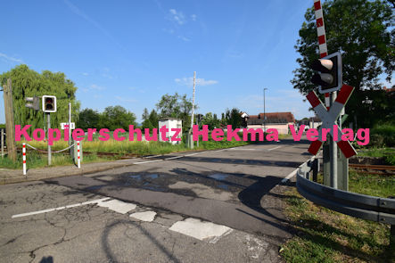 Steinfeld (Pfalz) - Eisenbahn - Steinfeld Bahnübergang 1118 Bü km 39,8 - Bahnhofstraße/L545