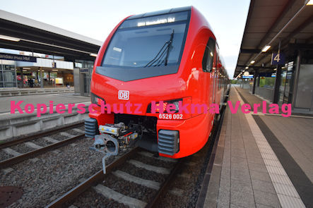 Landau Pfalz Eisenbahn - Bahnhof Landau (HbF) - Fa Stadler Oberleitungs-Hybridfahrzeug (Versuchsstrecke) - Lok 6826 002