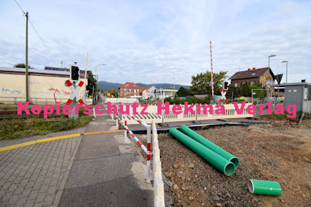 Maikammer/Kirrweiler - Eisenbahn - Kirrweiler Bahnübergang Bü km 5,8 - Hauptstraße - Baustelle