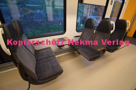 Neustadt (Wstr) Eisenbahn - Bahnhof Neustadt (Hbf) - Fa Stadler Oberleitungs-Hybridfahrzeug (Versuchsfahrzeug im Regelbetrieb) - Lok 6826 008 Innenansicht